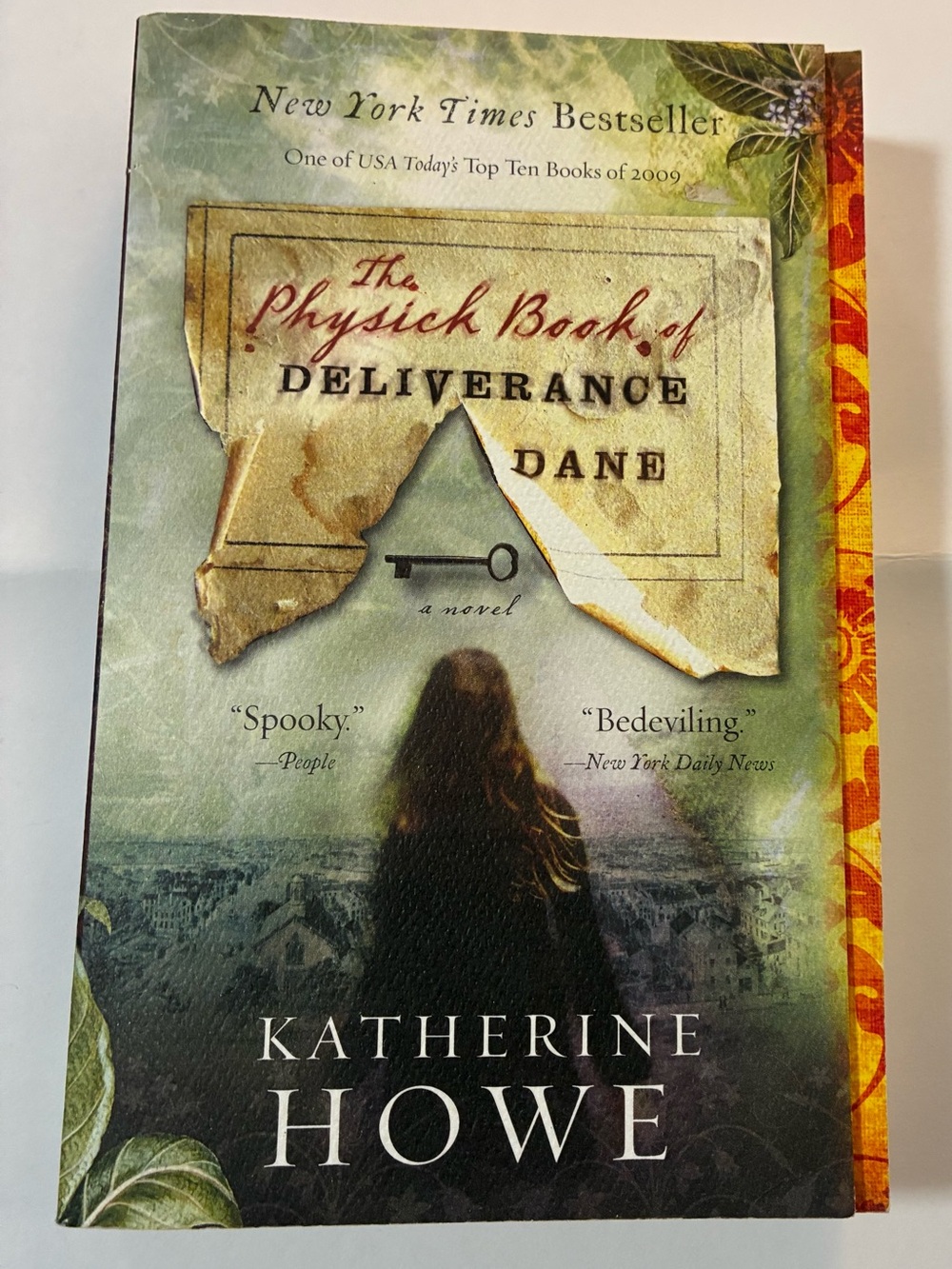 The Physick Book of Deliverance Dane by Katherine Howe - Green Cover
